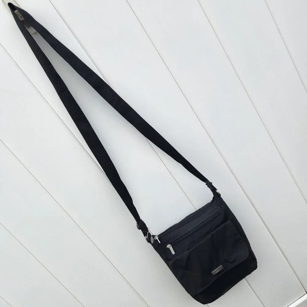 Baggallini Black Crossbody Handbag Purse Bag Traveler